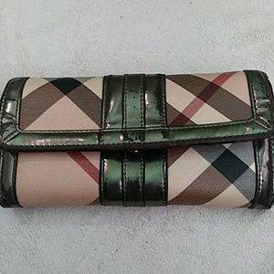 Burberry wallet